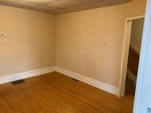 219 28 Ave, Duluth MN 55806-1435 exterior