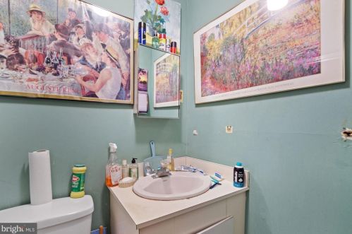 2721 Allegheny Ave, Philadelphia PA 19132-1226 exterior