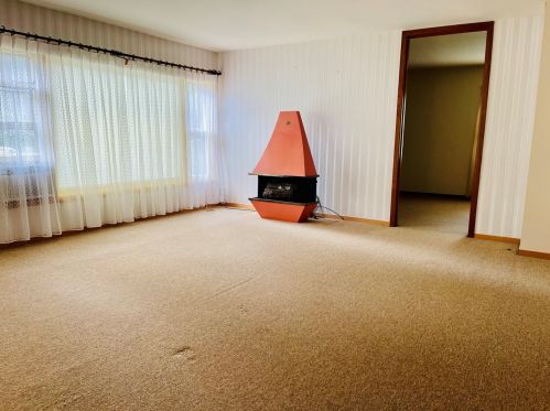 7429 Ctr Dr, Bull Valley IL 60097-8621 exterior