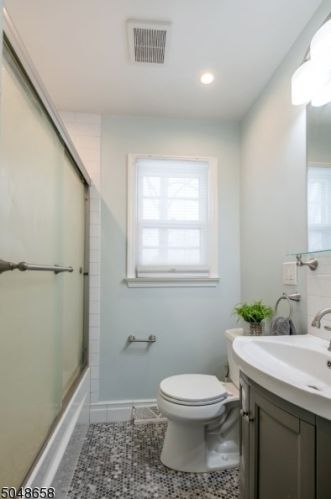 32 Conklin Ave, Morristown NJ 07960-3704 exterior