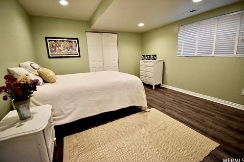 8147 Maio Dr, Sandy UT 84093-6773 exterior