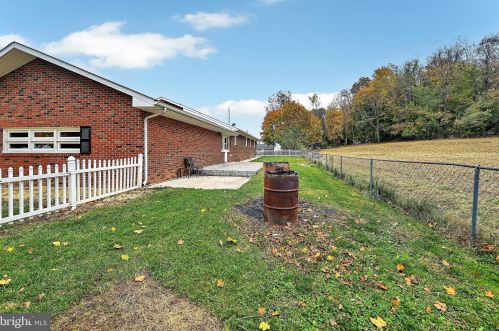 2345 Carlisle Pike, Hanover PA  17331-8777 exterior