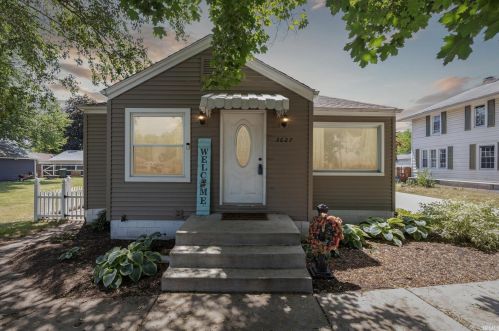 3627 Vistula Rd, Mishawaka IN 46544-4055 exterior