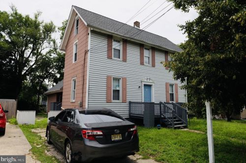 241 Victoria St, Camden, NJ 08109-5109