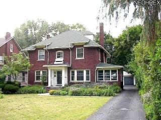 12727 Cedar Rd, Cleveland OH  44106-3315 exterior