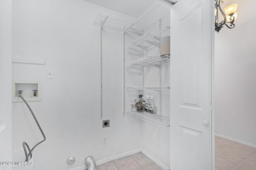 9593 Paseo Juan Tabo, Tucson AZ  85747-5007 exterior