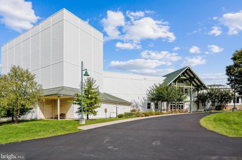 13726 Middlevale Ln, Silver Spring MD 20906-2116 exterior