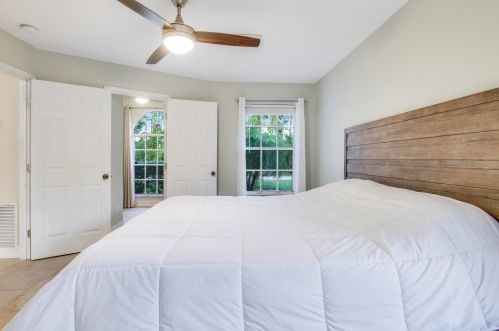 2779 Eagle Dr, Fort Pierce FL  34984-8919 exterior