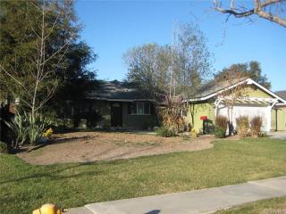 18061 Lucero Way, Tustin CA  92780-2625 exterior