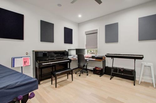 210 Mathewson Pl, Atlanta GA  30314-2629 exterior