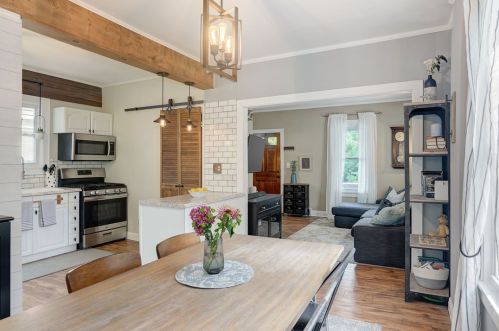 93 Frankfort Ave, Pittsburgh PA 15229-1921 exterior