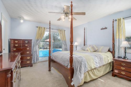 6185 Enola Ave, Kalamazoo MI 49048-8110 exterior