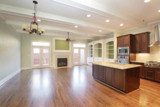 687 Lockton Pl, Atlanta GA  30342-5043 exterior