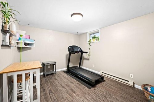 4923 Oakley St, Duluth MN 55804-1274 exterior