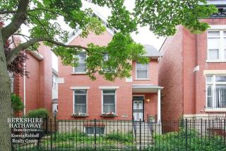 3368 Calumet Ave, Chicago IL  60616-3936 exterior