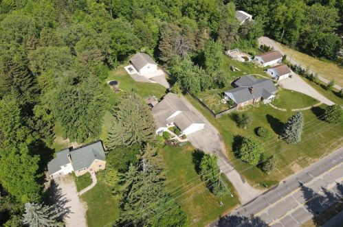 1551 Leffingwell Ave, Grand Rapids MI 49525-4530 exterior