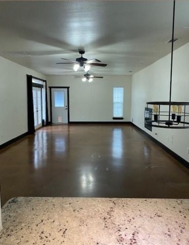 2605 Douglas Ave, Irving TX  75062-5342 exterior