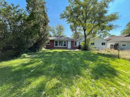 1932 20 Ave, Broadview IL 60155-2910 exterior