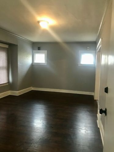 2976 26th St, Milwaukee, WI 53206-1121