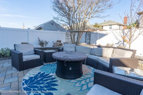 11 Philadelphia Ave, Lavallette NJ 08735-2345 exterior