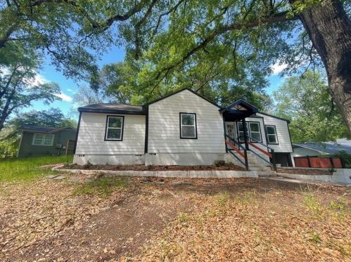 1675 Avon Ave, Atlanta GA  30311-2705 exterior