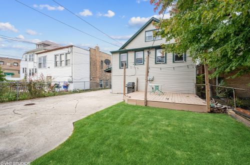 2439 Monitor Ave, Chicago IL 60639-2327 exterior