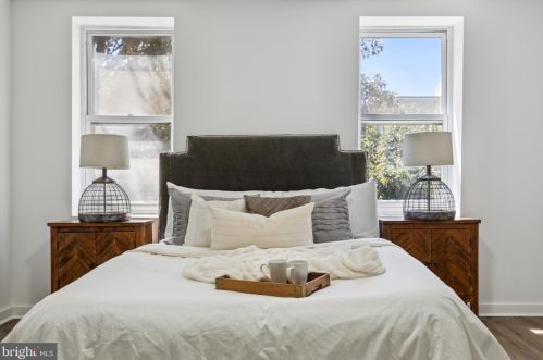 1629 2nd St, Philadelphia PA 19133-0033 exterior