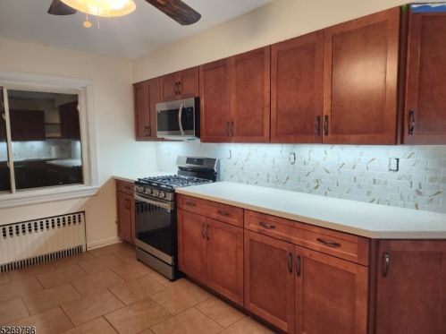 13 Hobart Pl, Paterson NJ  07512-2172 exterior