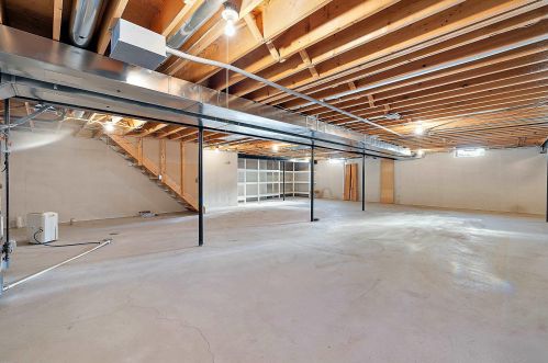 21855 Town Gate Dr, Macomb Township MI 48044-3791 exterior