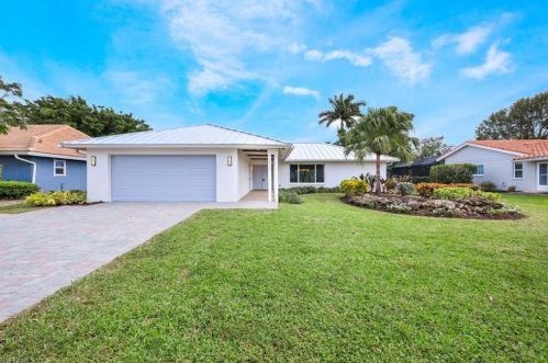 2218 Kings Lk Blvd, Naples FL 34112-5328 exterior