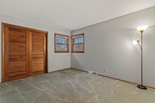 9826 Langlade St, Milwaukee WI 53225-1014 exterior