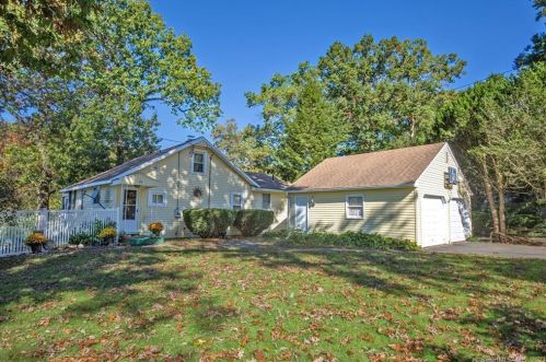 173 Cottage Rd, Enfield, CT 06082-2208