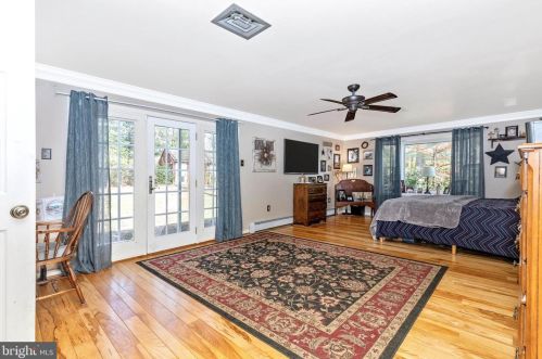 265 Old State Rd, Limerick PA 19468-3214 exterior