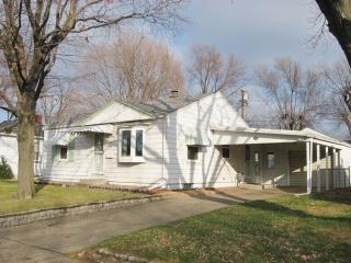 1412 12th St, Pekin, IL 61554-2264