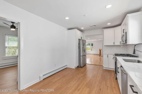 82 Victor Ave, West Long Branch NJ 07764-1511 exterior