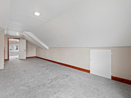 4866 37th St, Milwaukee WI  53221-2570 exterior