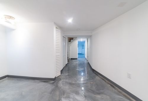 7225 Bennett Ave, Chicago IL  60649-2905 exterior