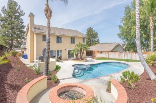 31768 Loma Linda Rd, Temecula, CA 92592-1092