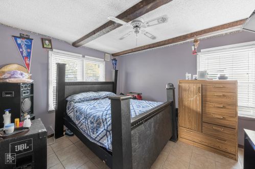 7754 Trumbull Ave, Chicago IL 60655-3538 exterior