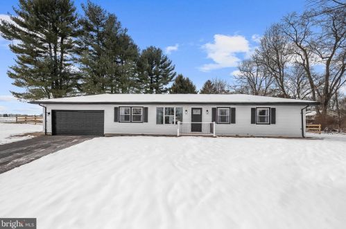 2202 Arden Dr, Fallston, MD 21047-1402