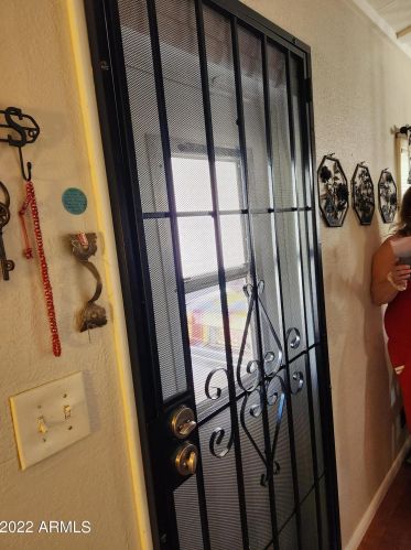 18214 2nd St, Phoenix AZ  85022-1006 exterior