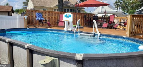 6 Bigelow Rd, Trenton, NJ 08610-6619