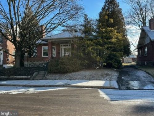 223 11th St, Quakertown, PA 18951-1549