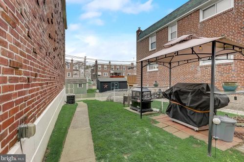 200 Stratford Rd, Manor PA 19036-1635 exterior