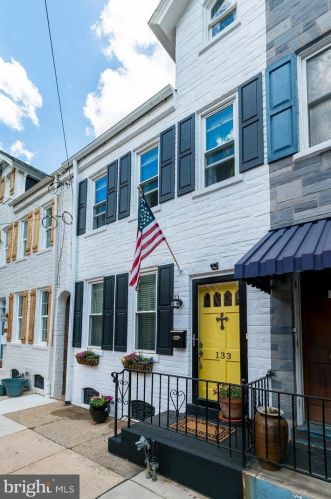 133 Nevin St, Lancaster, PA 17603-3449
