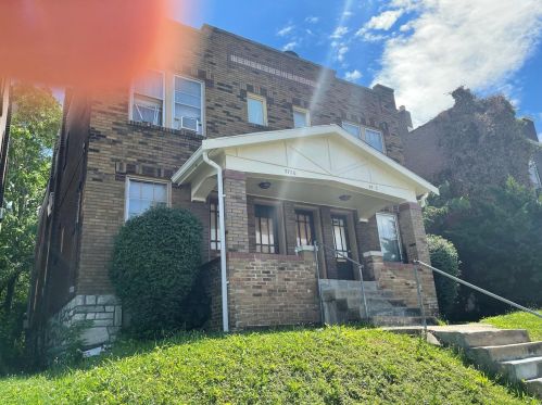 3720 Winnebago St, Saint Louis MO  63116-4618 exterior