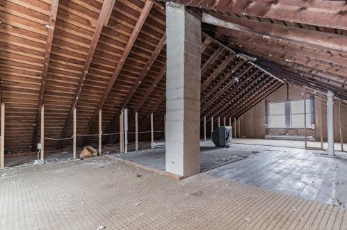 43 Elro St, Manchester CT 06040-4228 exterior