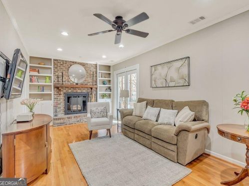 2364 Kingsland Dr, Atlanta GA 30360-1457 exterior