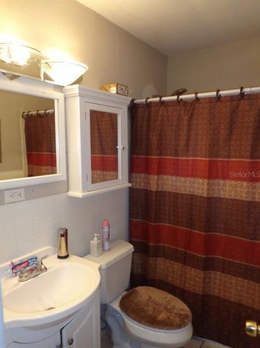 9807 11 St, Tampa FL 33612-8150 exterior