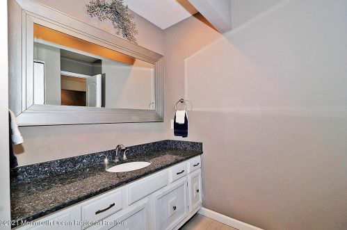 334 Station Dr, Lacey NJ  08731-4270 exterior